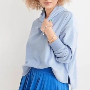 Aerie Womens Pullover Hoodie Cropped Velour Material. Size Medium NWT